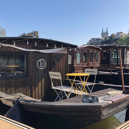 Logement Insolite La Toue Cabanee Centre Ville Angers Bagian luar foto